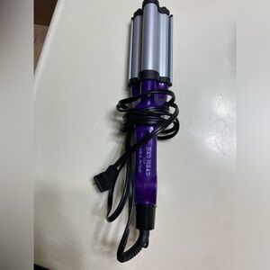 Bed head beach waver